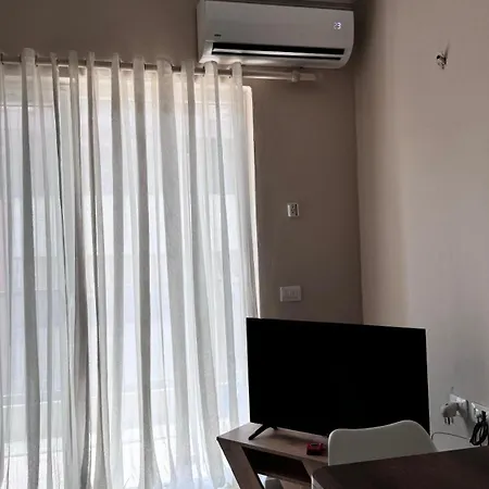 Fly Golem Apartment